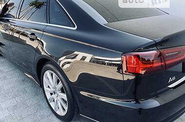 Седан Audi A6 2015 в 