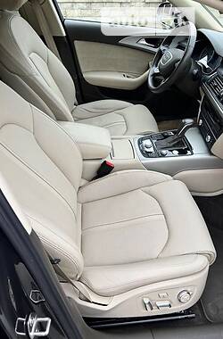 Седан Audi A6 2015 в 