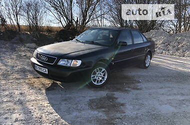 Седан Audi A6 1994 в Чорткові