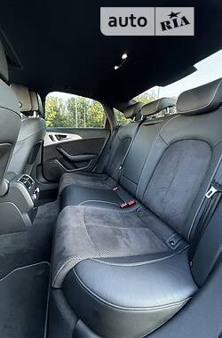 Седан Audi A6 2016 в 