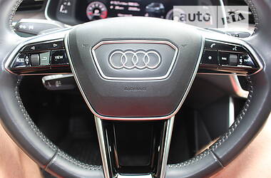 Седан Audi A6 2019 в 