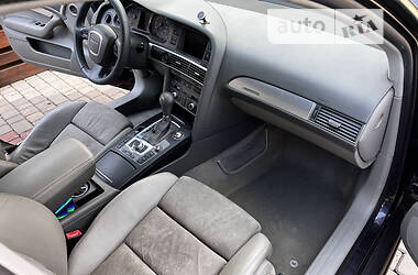 Седан Audi A6 2004 в 