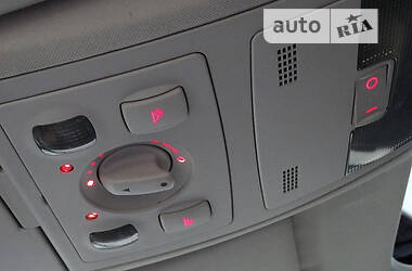 Универсал Audi A6 2004 в 