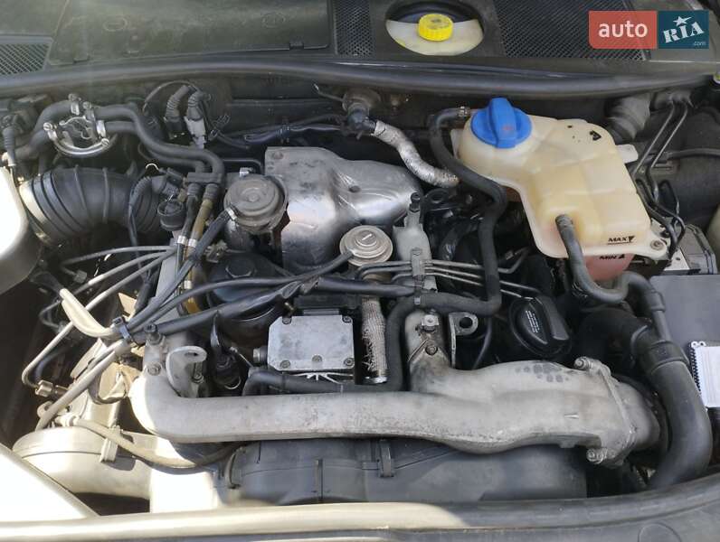 Универсал Audi A6 2002 в Первомайске