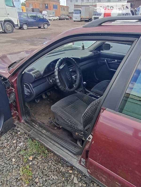 Універсал Audi A6 1995 в Рівному