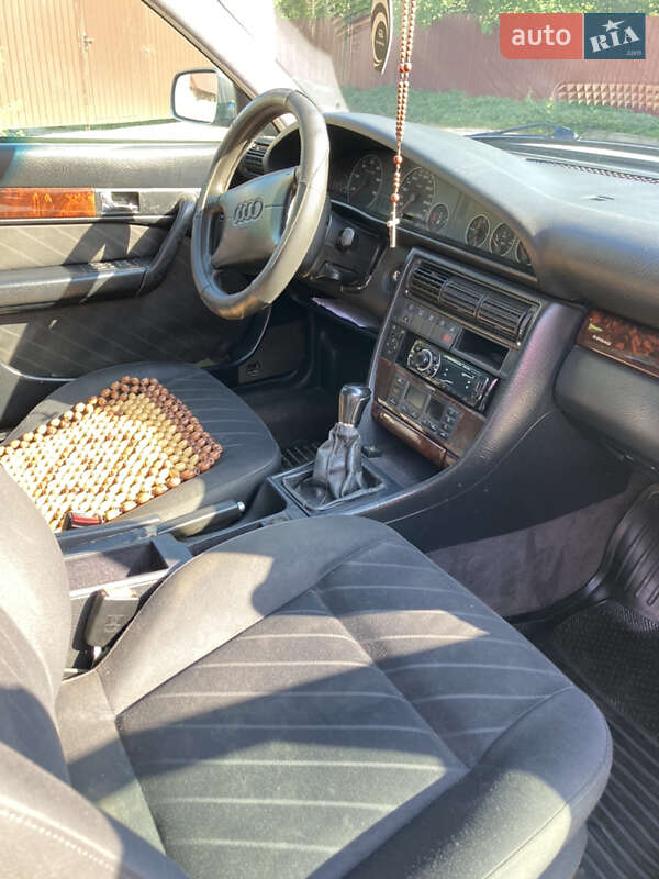 Универсал Audi A6 1996 в Львове