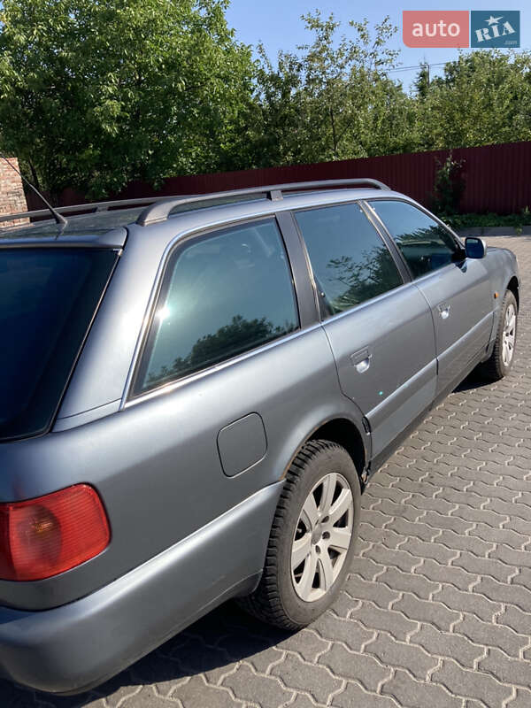Универсал Audi A6 1996 в Львове