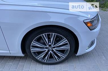 Седан Audi A6 2019 в Киеве