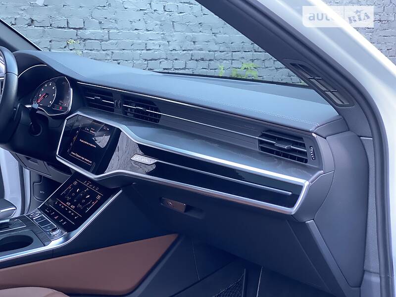 Седан Audi A6 2019 в Киеве