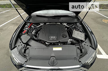 Универсал Audi A6 2018 в 