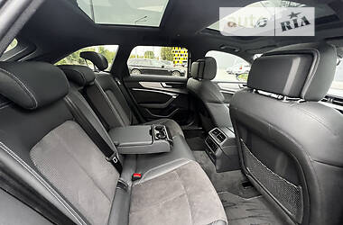 Универсал Audi A6 2018 в 