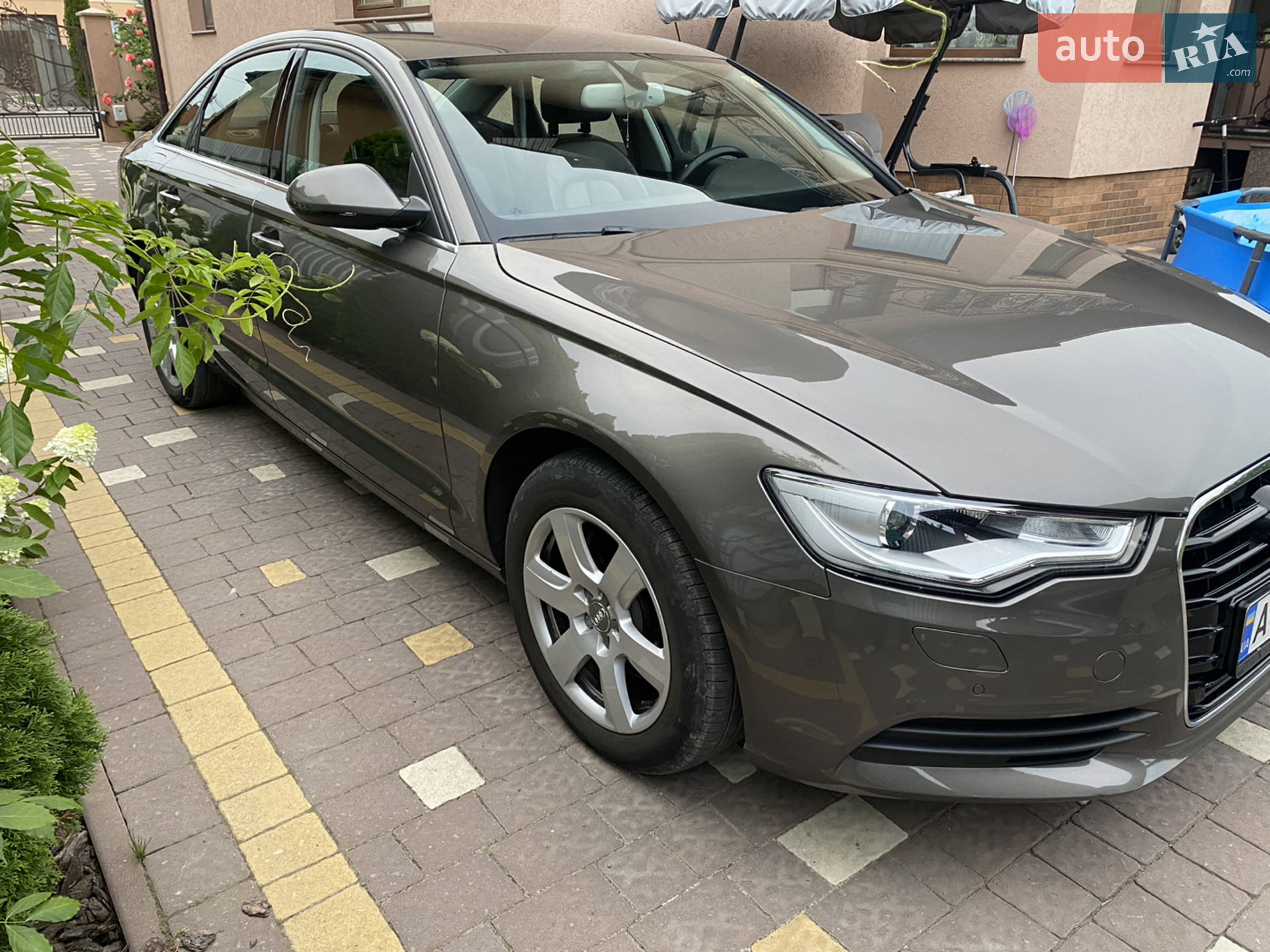 2011 Audi A6 - мініатюра 3
