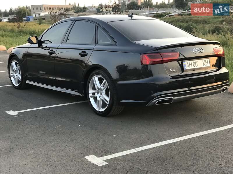 Седан Audi A6 2016 в 