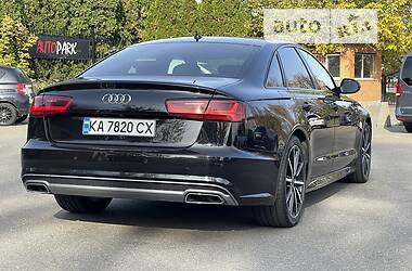 Седан Audi A6 2015 в 