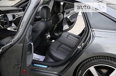 Седан Audi A6 2018 в 