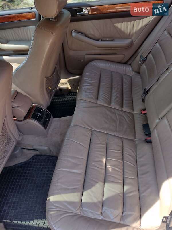 Седан Audi A6 1998 в Яворове