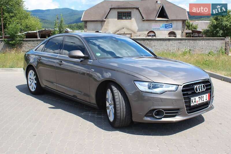 Седан Audi A6 2011 в Ужгороде