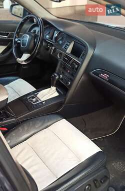 Седан Audi A6 2004 в 