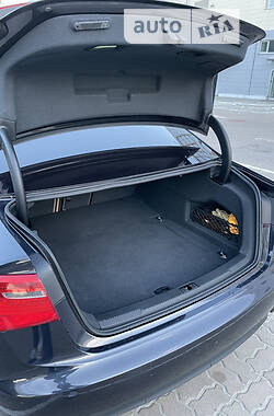 Седан Audi A6 2014 в 