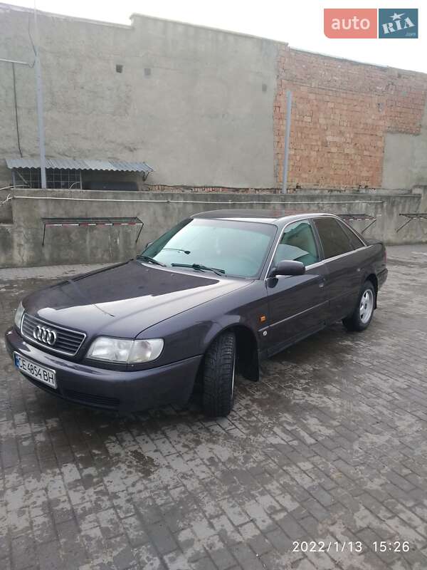 Седан Audi A6 1995 в Чернівцях