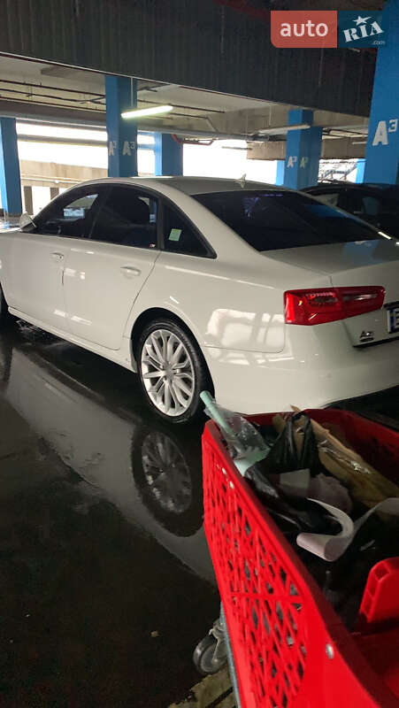 Седан Audi A6 2013 в Львові