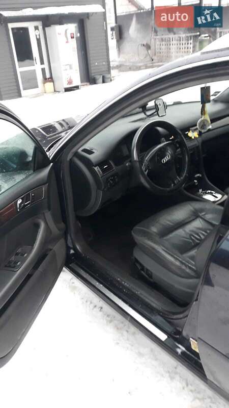 Универсал Audi A6 2001 в Рахове