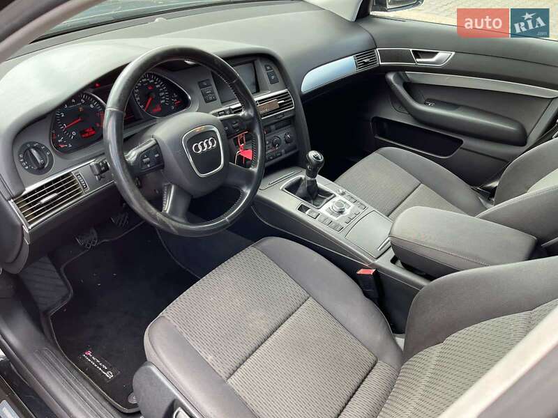 Седан Audi A6 2005 в Покровском