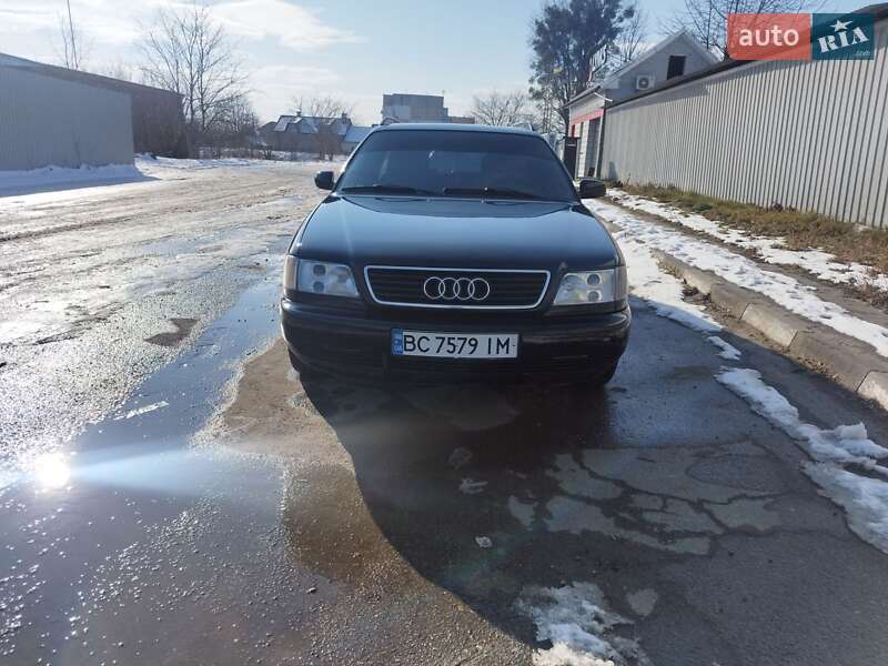 Универсал Audi A6 1996 в Стрые