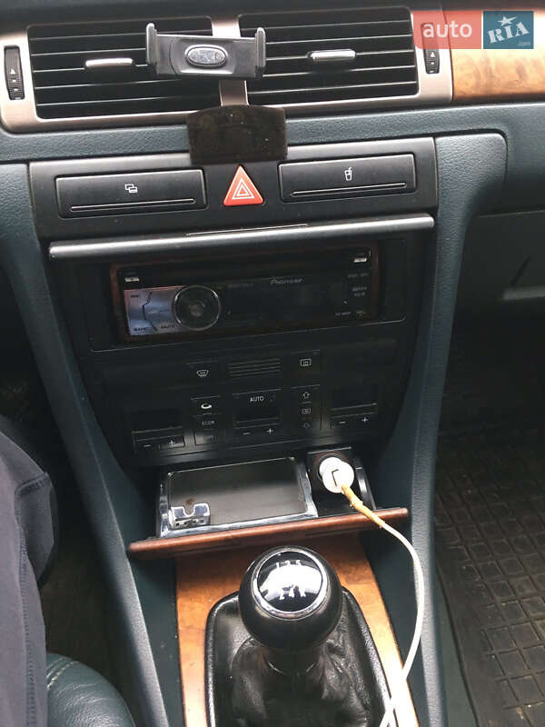 Седан Audi A6 1997 в Верховині
