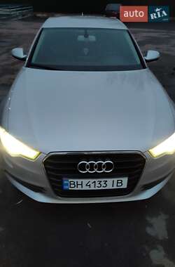 Седан Audi A6 2011 в Измаиле