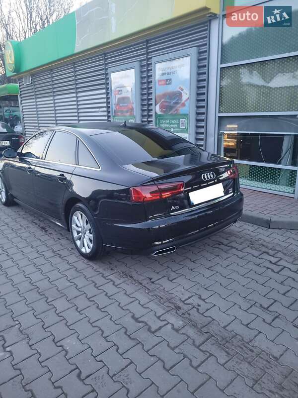 Седан Audi A6 2015 в Надворной