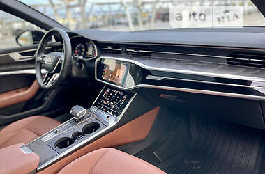 Седан Audi A6 2020 в 