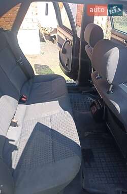Седан Audi A6 1996 в 