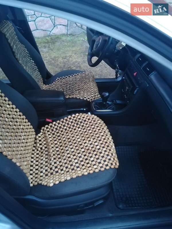 Универсал Audi A6 2004 в Сарнах