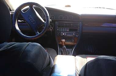 Седан Audi A6 1996 в Городке