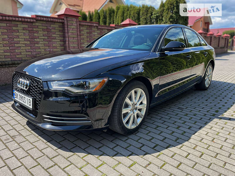 Седан Audi A6 2014 в Дубні