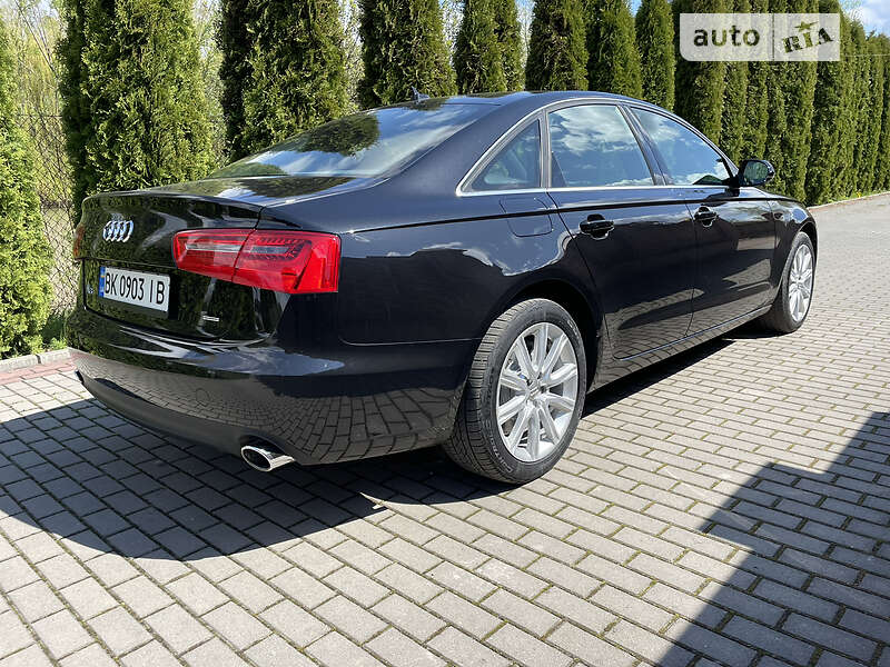 Седан Audi A6 2014 в Дубні