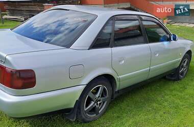 Седан Audi A6 1995 в Калуше