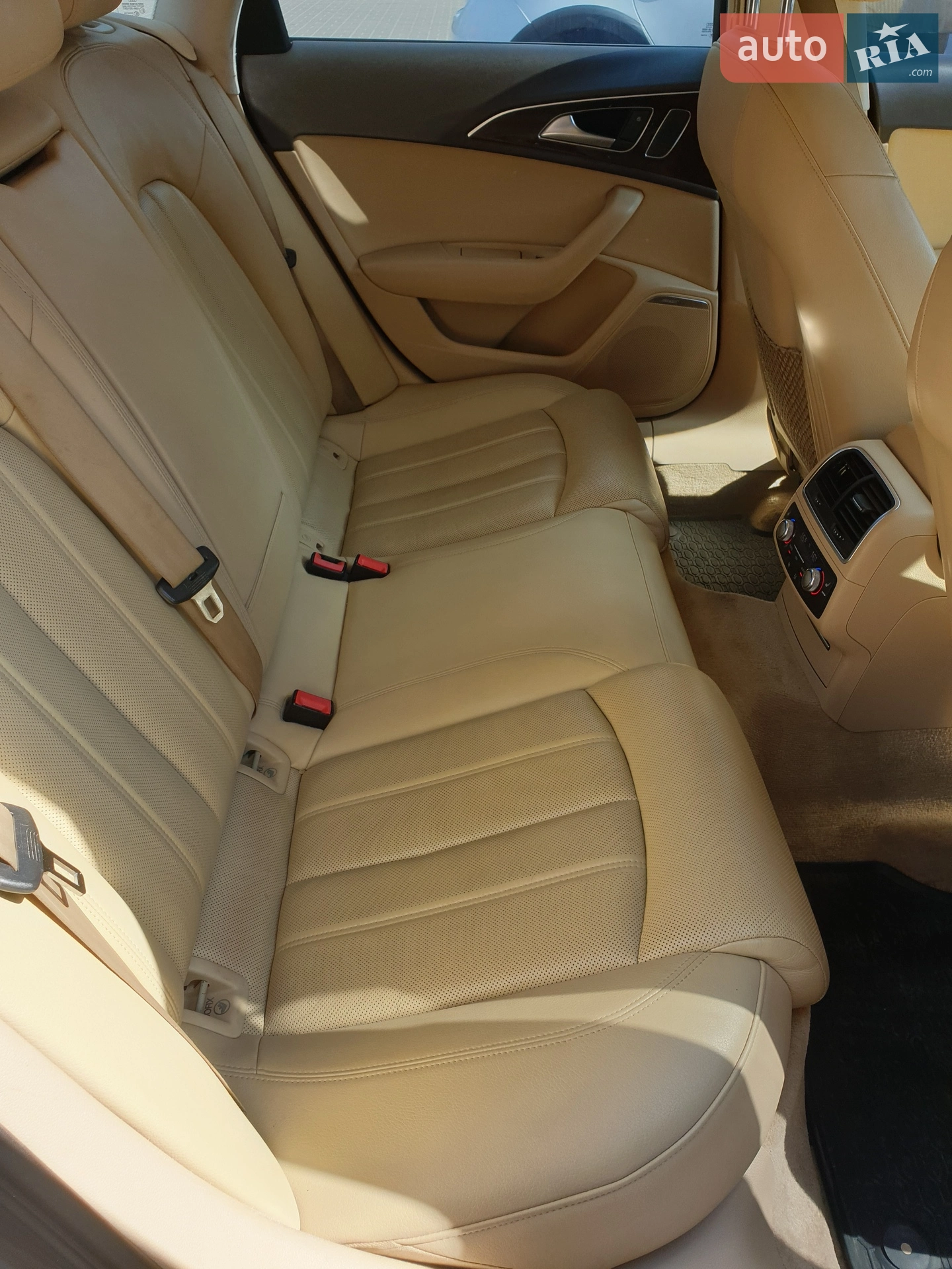 2011 Audi A6 - мініатюра 13