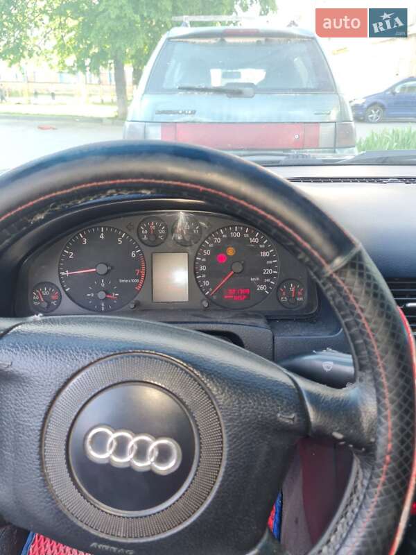 Седан Audi A6 1999 в Виннице