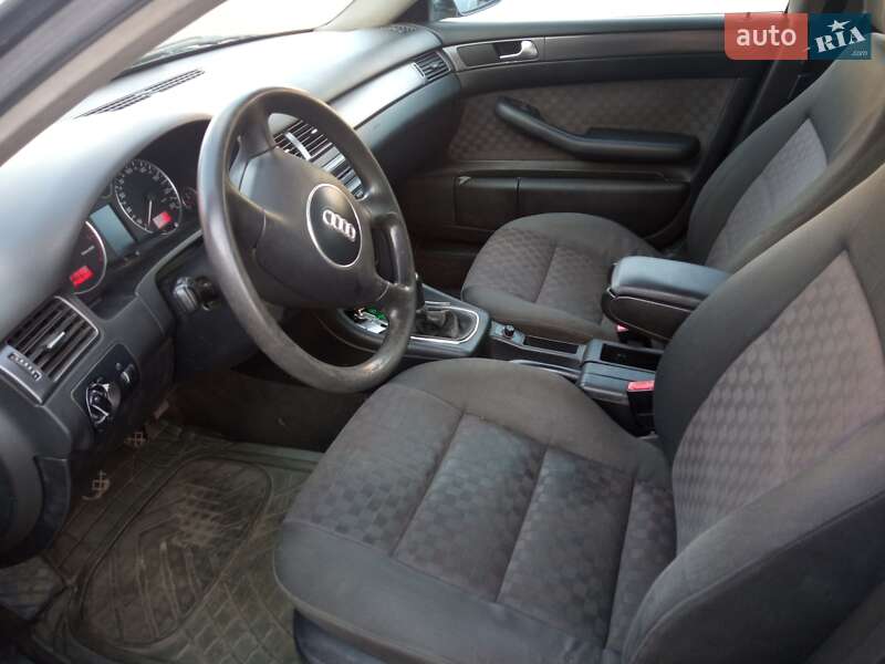 Універсал Audi A6 2001 в Києві