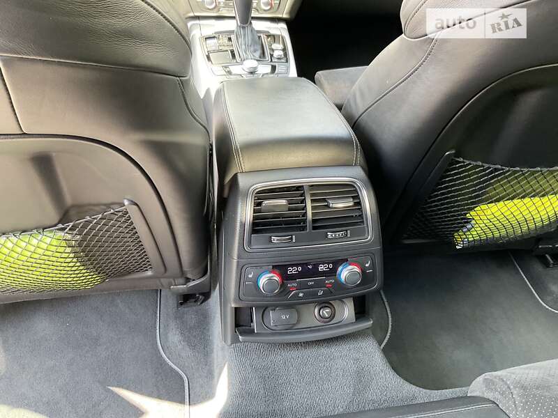 Седан Audi A6 2015 в Луцке