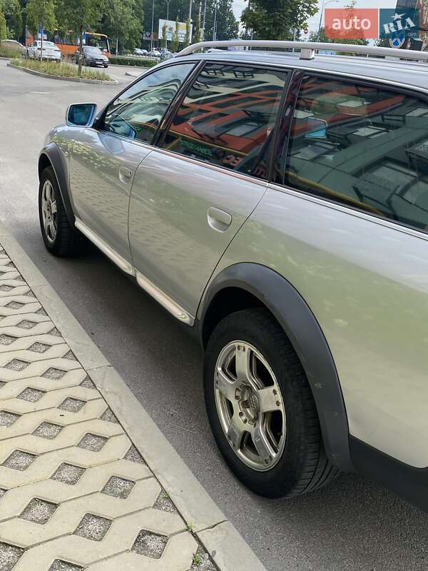 Универсал Audi A6 2001 в Киеве