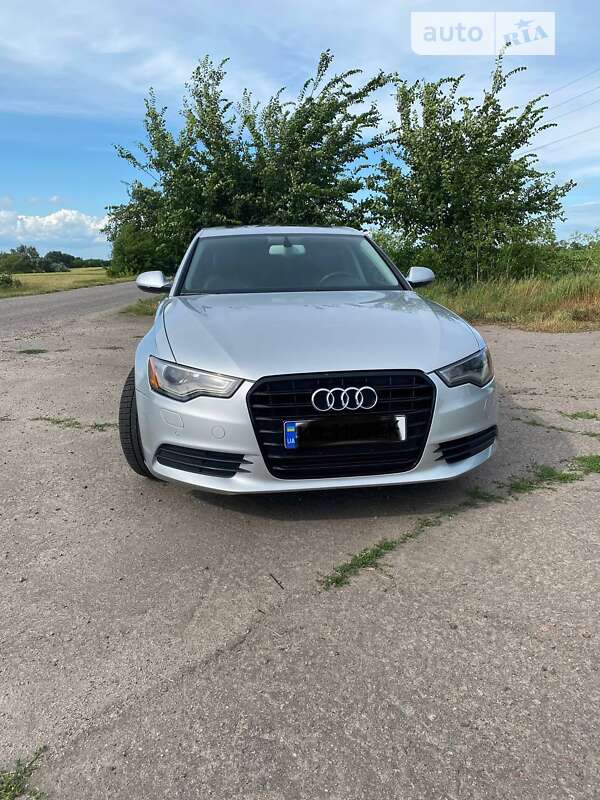 Седан Audi A6 2014 в Ракитном