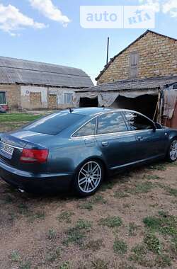 Седан Audi A6 2004 в Беляевке