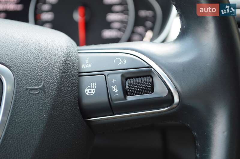 Седан Audi A6 2015 в Одессе