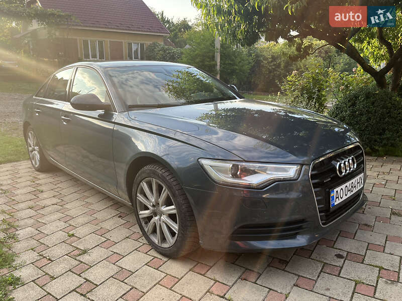 Седан Audi A6 2011 в Ужгороде