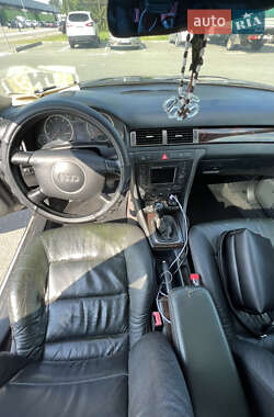 Седан Audi A6 2003 в 