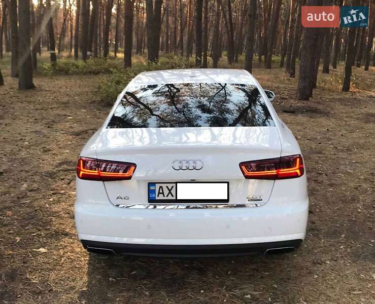 Седан Audi A6 2015 в Харькове