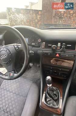 Седан Audi A6 1997 в Самборе